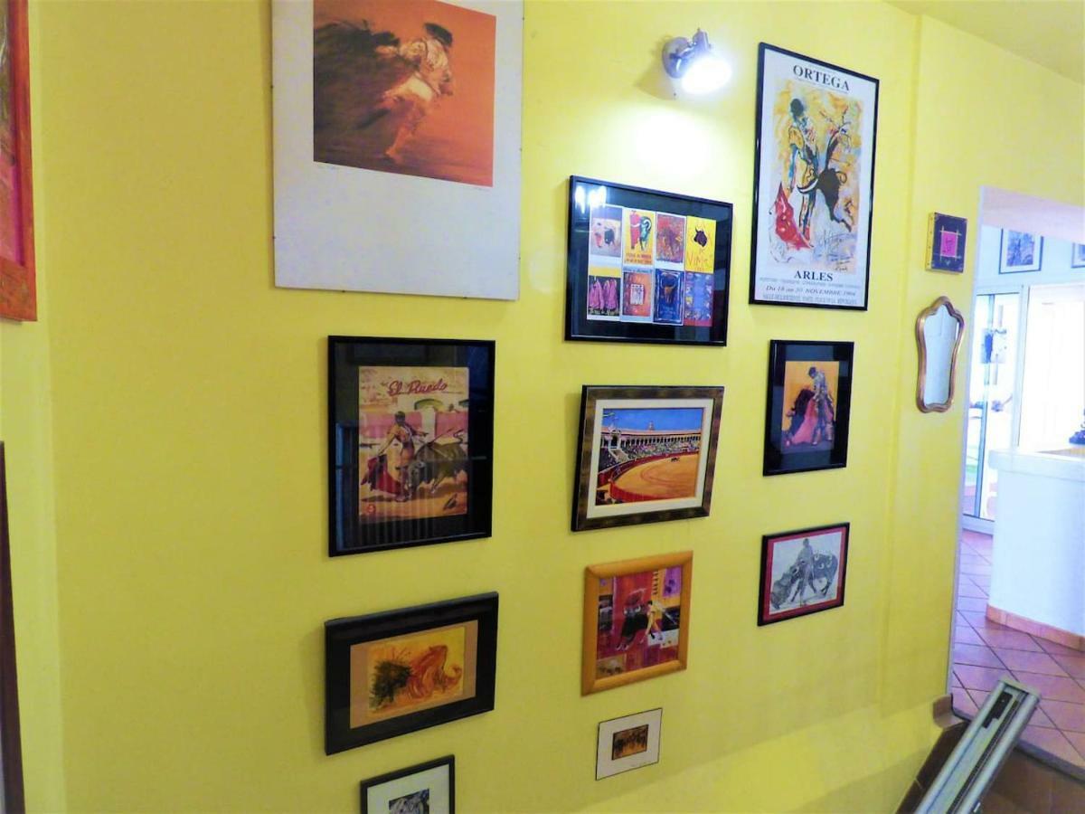 Maison Arles-camargue Entre Lumiere Et Peinture Arles